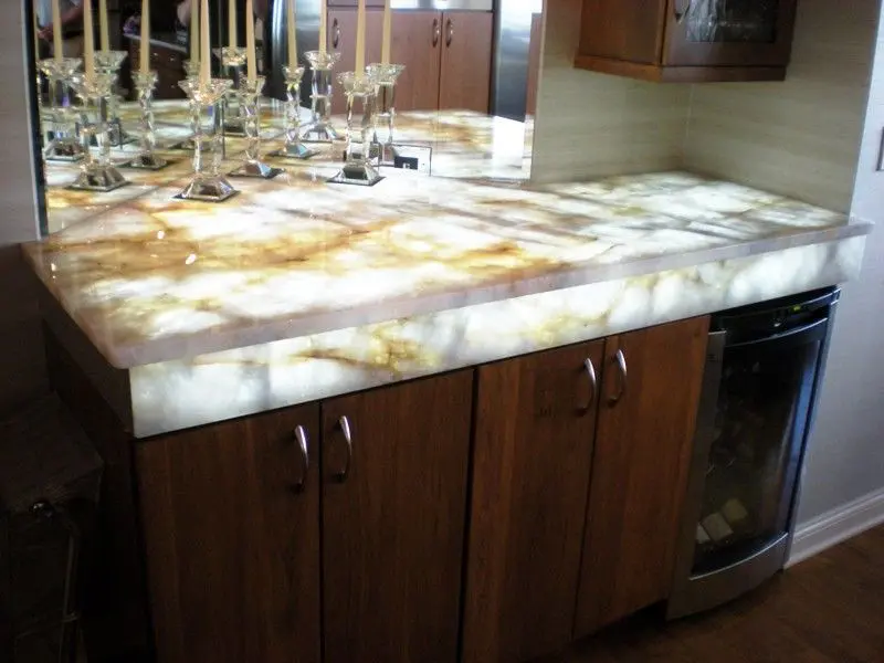 Moscovita Oro Quartzite Countertops