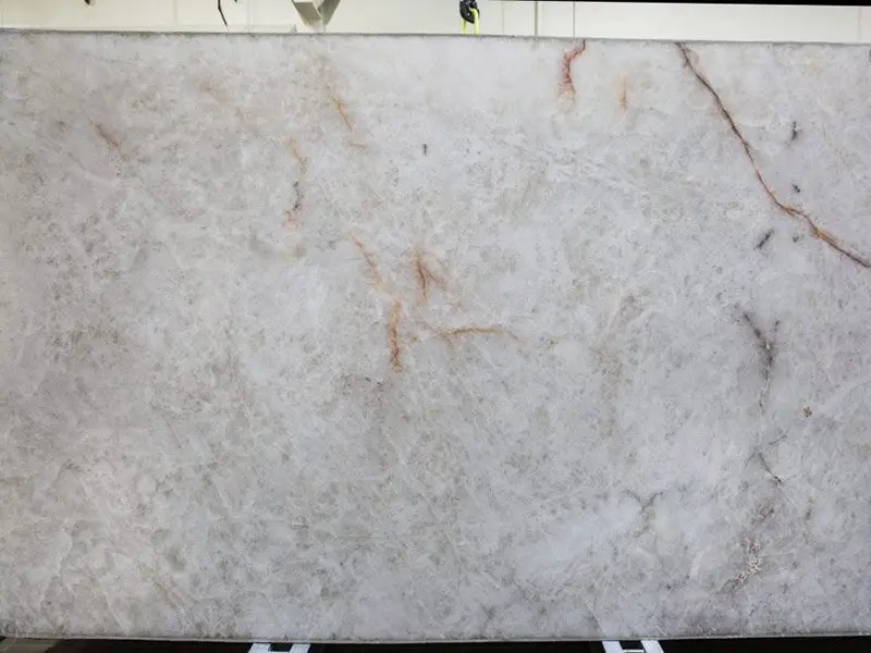Moscovita Oro Quartzite Tiles