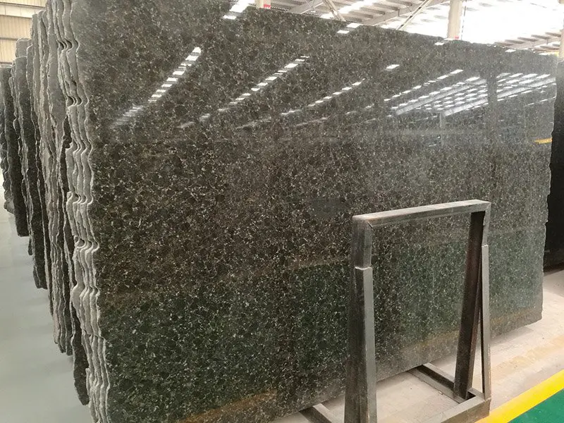 Verde Butterfly Granite Slabs