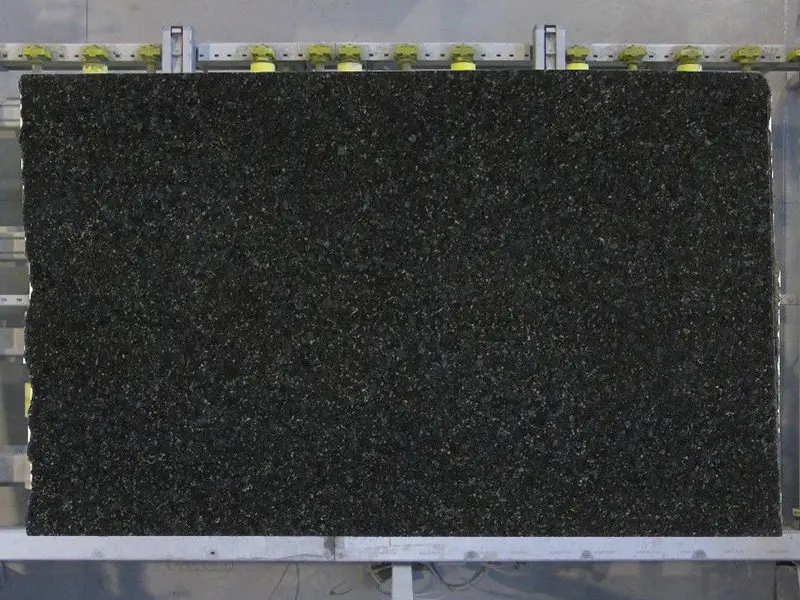 Verde Butterfly Granite Tiles