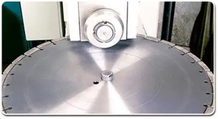 Quality inspection of diamond circular saw blades (9) Quality inspection of diamond circular saw blades (9)